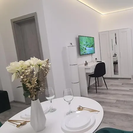 Apartment Pallady 85 Bucharest